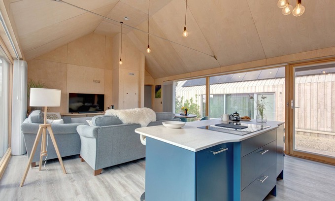 Docking Cabin | Sandpiper Lodge