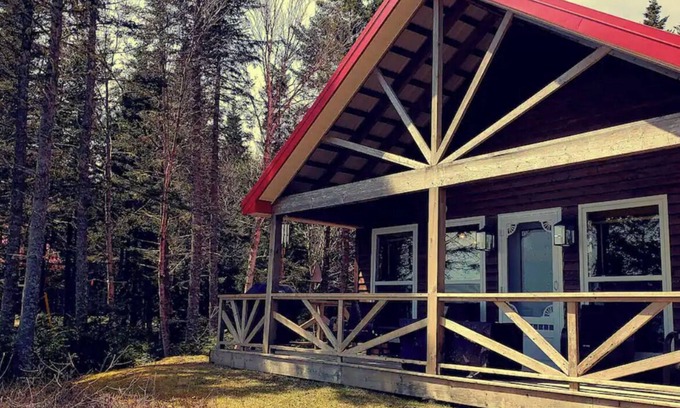Saint John County Ski Chalet | Sandstone Chalets overlooking the Bay of Fundy - SERENITY