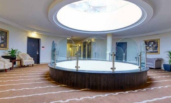 Jabal Al-Hussein Hotel | Sandy Palace Hotel