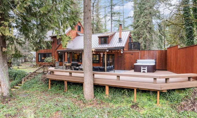 Sandy Cabin | Sandy River Retreat