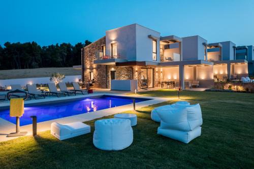 Sane Villa | Sani e belli by halu!, Villas with private pool