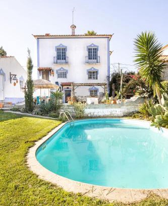 Torres Vedras Bed & Breakfast | Santa Cruz Surf House by Stoke Travel