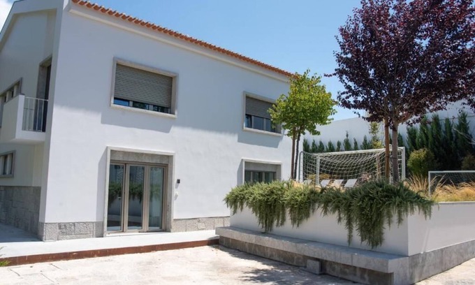 Falca Apartment | Santa Joana Garden View