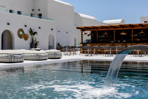 Perissa Hotel | Santo Mangata Boutique Hotel and Spa