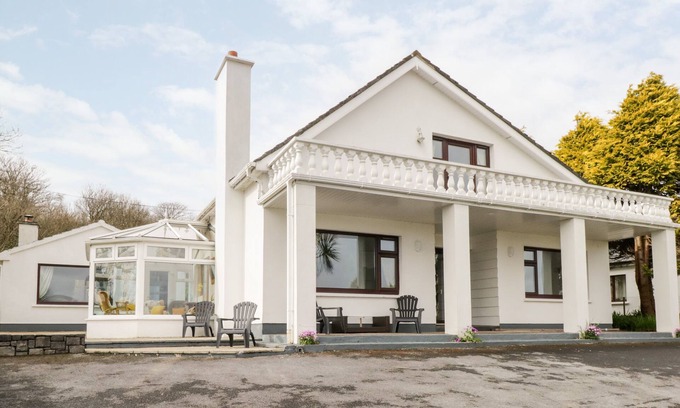 Saula Cottage | SAOIRSE, family friendly, with open fire in Bangor Erris, County Mayo