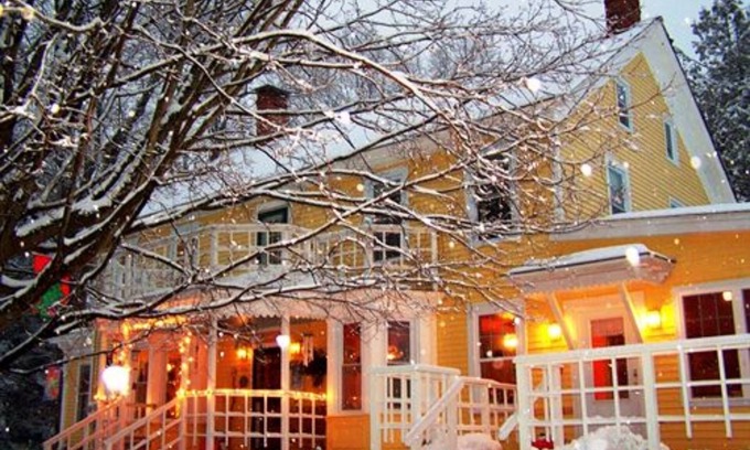 Saratoga Springs Bed & Breakfast | Saratoga Farmstead B&B