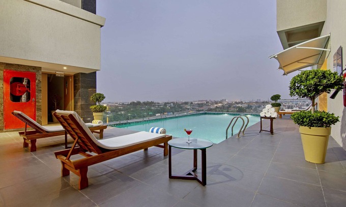 Sonepat Hotel | Sarovar Portico Sonipat