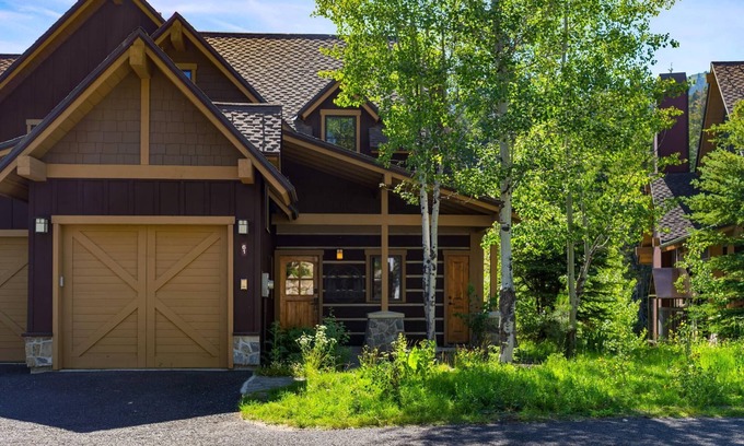 Tamarack Resort House | Sasquatch Ski Haus | Ski In/Out| Resort Amenities