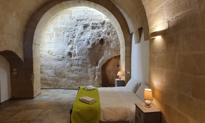 Matera House | Sassi Dream Holiday House is a 70-square-meter house in Sasso Barisano.