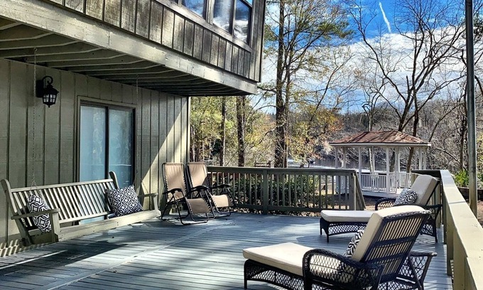 Blackshear House | Satilla River Overlook