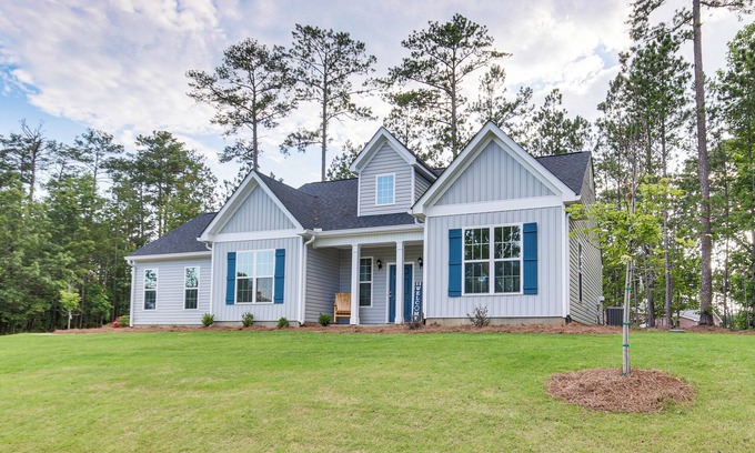 McCormick House | Savannah Lakes Village Home: Golf & Hike!