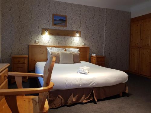 Saint-Michel-de-Maurienne Hotel | Savoy Hotel & Restaurant