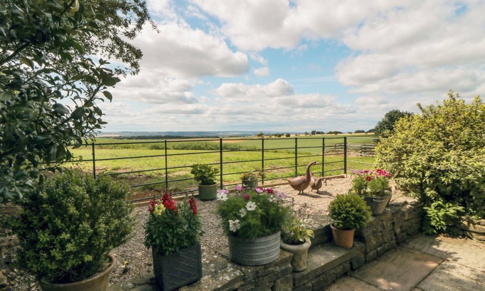 Potter Brompton Cottage | Sawdon Heights