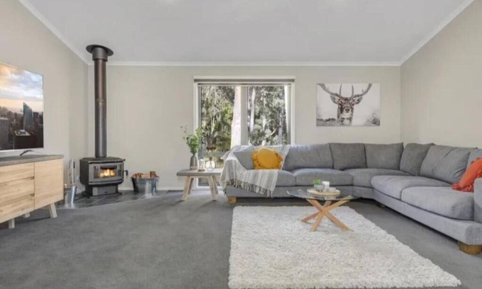 Sawmill Settlement House | Sawmill Chalet - Located base of Mt Buller
