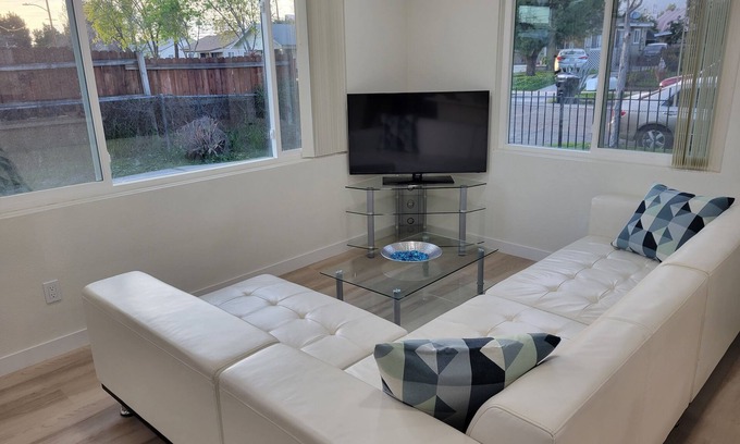 San Bernardino House | SB Fully remodeled home