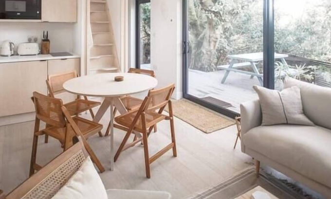 Mount Hawke House | Scandi-Style Cabin near Porthtowan Beach