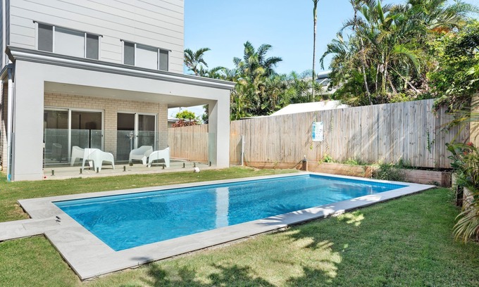 Scarborough House | "Scarborough Shores" - Scarborough Q 4020