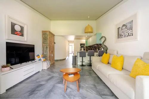 Quinta do Lago Apartment | Scarlet's Place - 1 bed Victory Village Quinta Do Lago - beach, nature, lakes