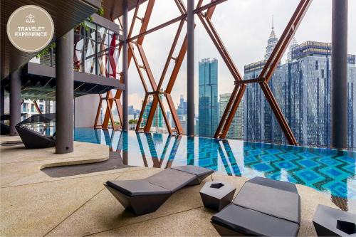 Kuala Lumpur City Centre Apartment | Scarletz Suites KLCC, Travelet