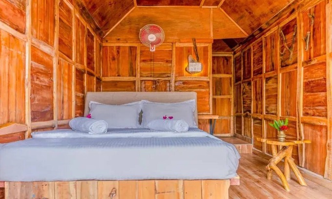 Devikolam House | Sceva's Garden Home - Double Room with balcony - 1 n