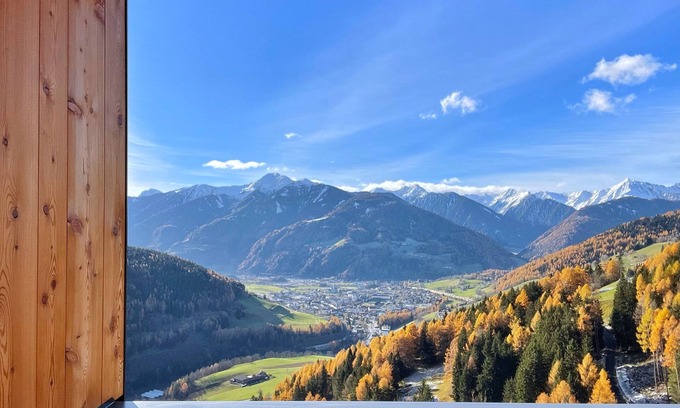 Vipiteno Apartment | Schallerhof Sterzing "pförfis": Ferienwohnung am Bauernhof für Zwei mit Ausblick