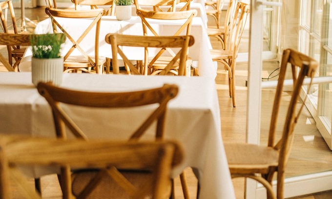 Neckarbischofsheim Hotel | Schloss Neckarbischofsheim