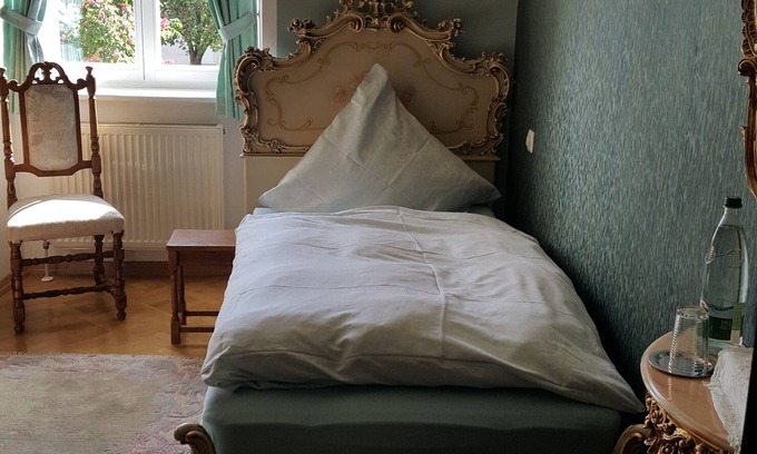 Adelsheim Hotel | Schloss Sennfeld