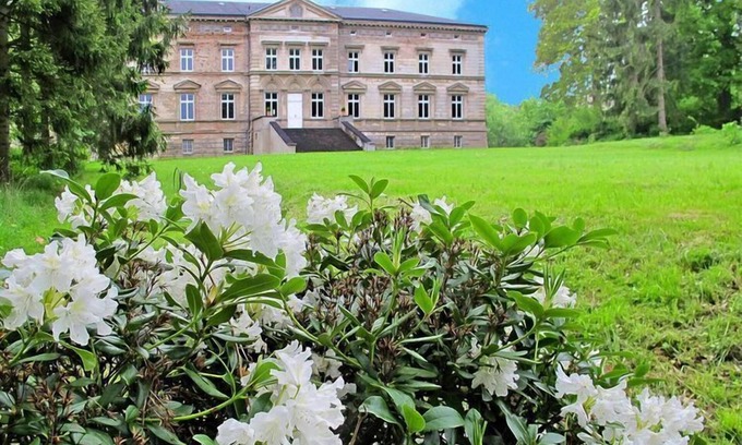 Bobitz Apartment | Schlossurlaub nahe Ostsee und Tressower See