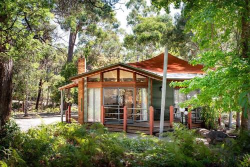 Halls Gap House | School House Villa