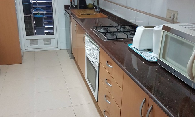 Penya-roja House | science city apartment
