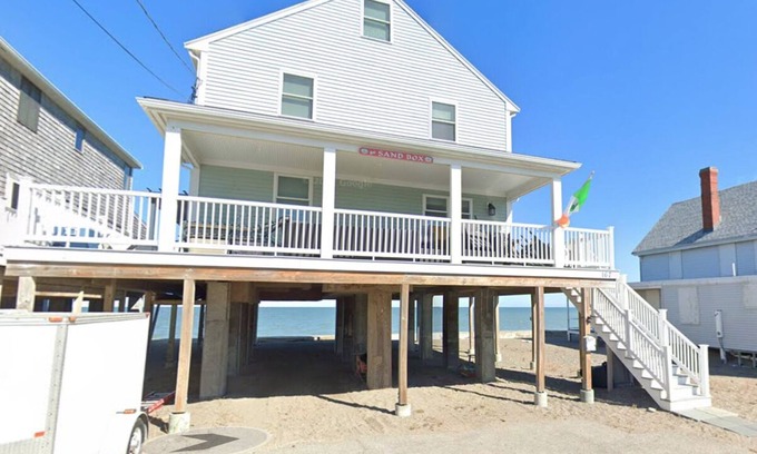 Scituate House | Scituate oceanfront gem; 5BR w/wrap around deck. Perfect for family & friends