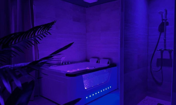 Tregastel Apartment | Scorfel Lodge, Iconic, Spa, sauna & terrasse