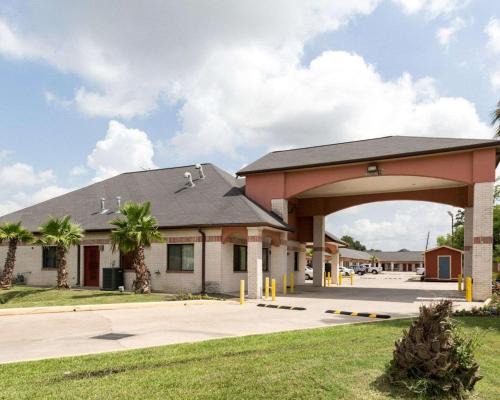 FM 1960 Hotel | Scottish Inn & Suites IAH West
