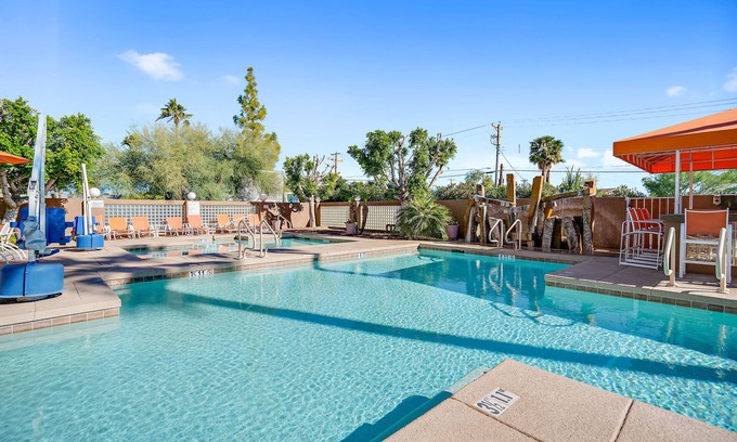 South Scottsdale Hotel | Scottsdale Parkview Resort