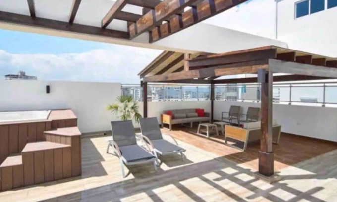 La Arboleda Apartment | SD 9BR Luxury Sunshine 3 Apts + Bonus