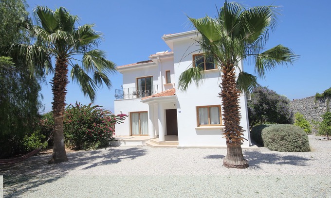 Kyrenia District Villa | Sea and Mountain View Villa