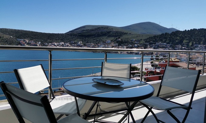 Amfilochia Condo | Sea breeze holiday apartment