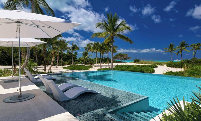 Leeward Settlement Villa | Sea Breeze Estate in Providenciales by Personal Villas - A Peaceful Retreat