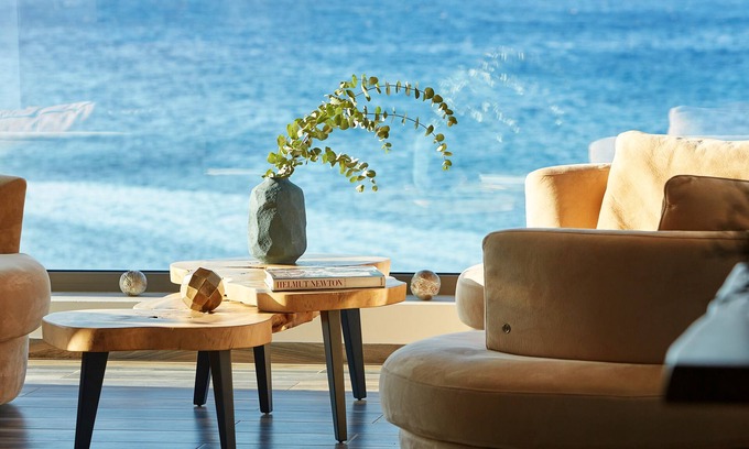 Koutsouras Condo | Sea-front luxury penthouse with panoramic views with hot tub