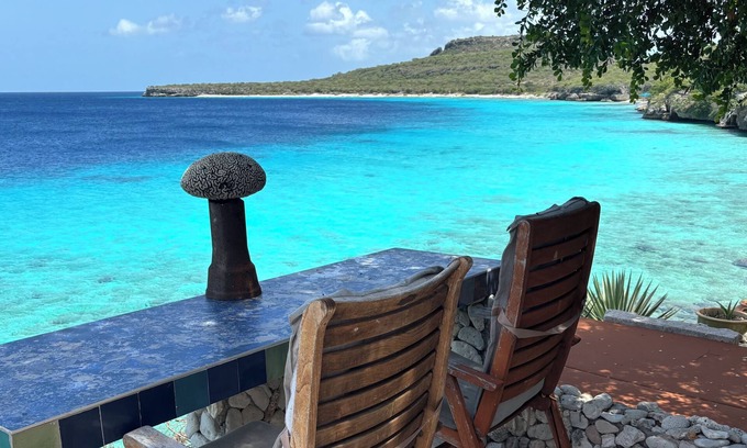 Bisento Cottage | SEA FRONT-Private, natural, couples-only.unique paradise focused on peace