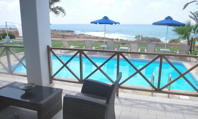 Kissonerga Villa | Sea Front Villa, Heated Private Pool, Amazing Location Paphos 323