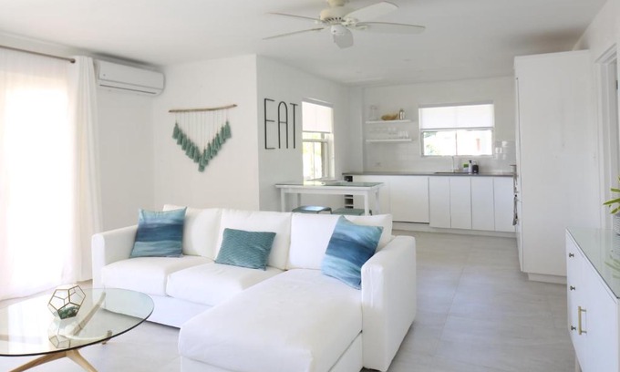 Weston Apartment | Sea Glass Villa - Spacious 3 Bed/2 Bath (Lantana 39)