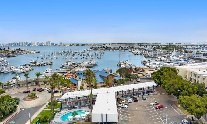 Point Loma Hotel | Sea Harbor Hotel - San Diego