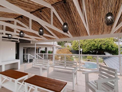 Kenton on Sea Apartment | Sea La Vie, Amblewood Guesthouse