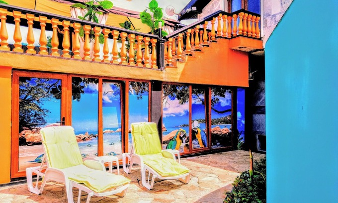 Chernomorets Apartment | Sea Marble Villa Apartments