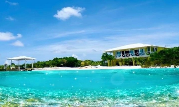 Staniel Cay Villa | Sea Smile Beachfront Paradise