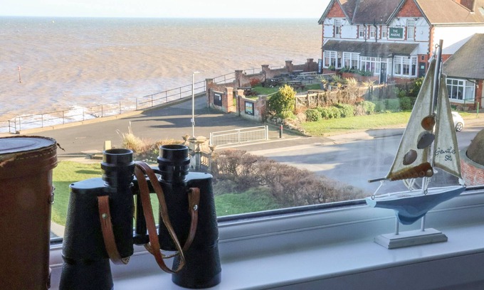 Hornsea Cottage | SEA SPELL LOFT, pet friendly, character holiday cottage in Hornsea