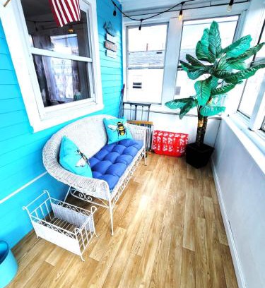 Hampton House | Sea & Sun Cottage #1