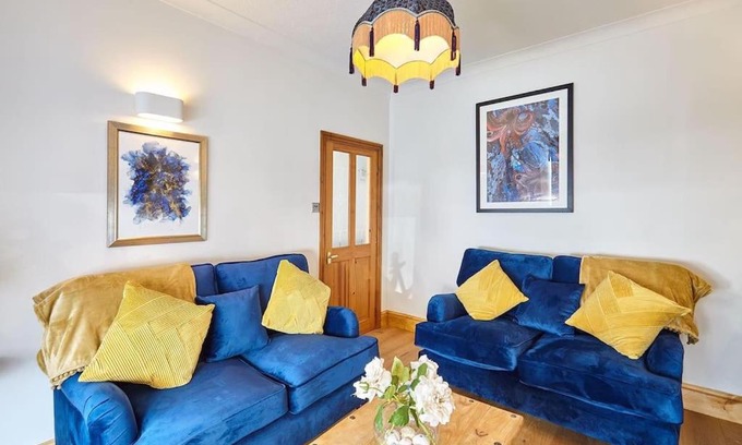 Whitby House | Sea Urchin