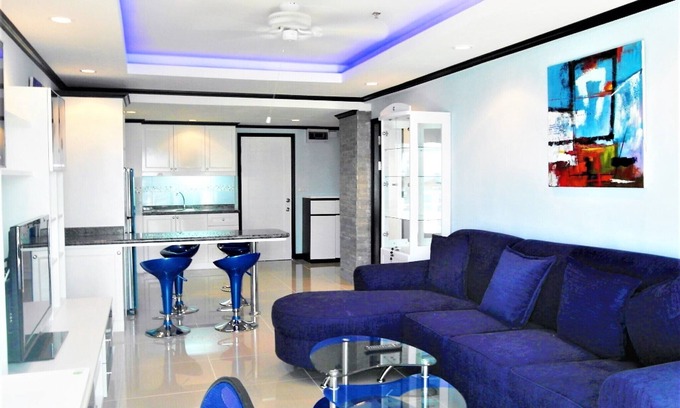 South Pattaya Apartment | Sea view 16th floor condo at Jomtien Beach
